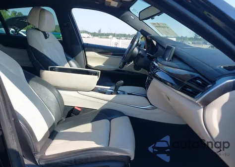 2015 BMW X6 xDrive50I z USA, uszkodzony, nr VIN 5UXKU6C56F0F93848